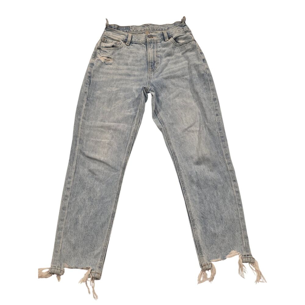 American Eagle High Rise Mom Jean 00